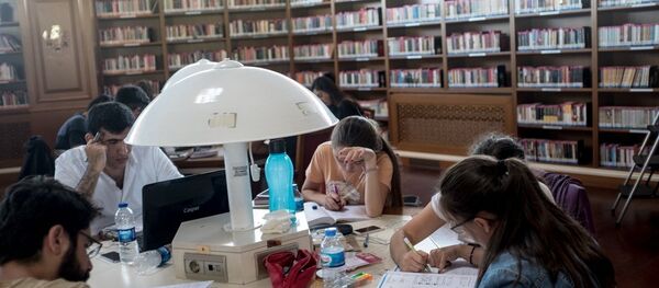 Türk gençler - öğrenci - sınav - Sputnik Türkiye