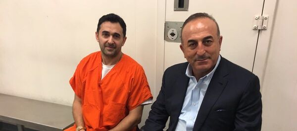 Dışişleri Bakanı Mevlüt Çavuşoğlu, Washington'da tutuklu 2 Türk'ü ziyaret etti - Sputnik Türkiye