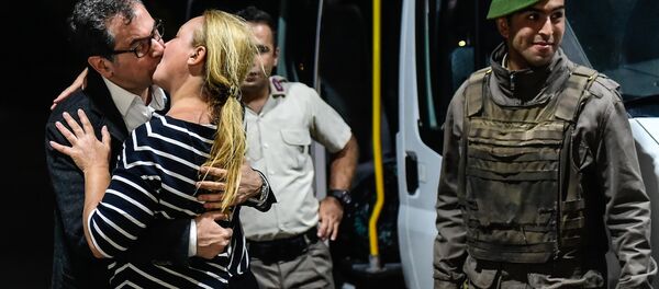 Kadri Gürsel Kadri Gürsel - Sputnik Türkiye