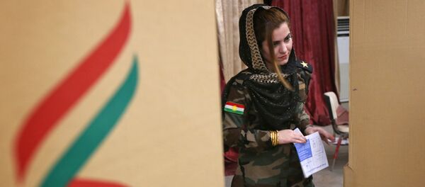 IKBY’deki referandumda kadınlar - Sputnik Türkiye