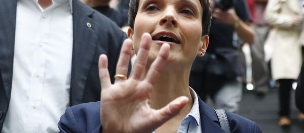 Frauke Petry- AfD - Sputnik Türkiye
