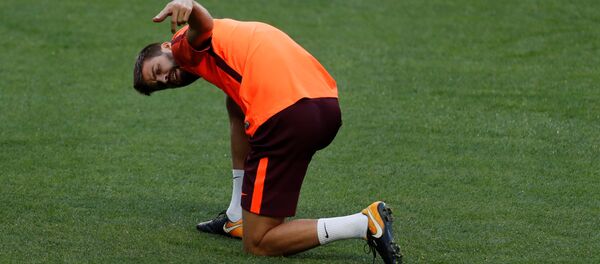 İspanya Milli Takımı'nın ve Barcelona'nın formasını giyen futbolcu Gerard Pique - Sputnik Türkiye