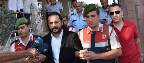 Emrah Serbes - Sputnik Türkiye