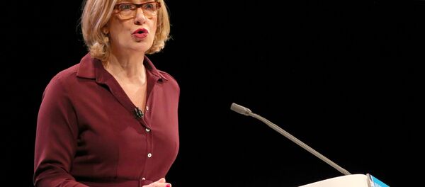 İngiltere İçişleri Bakanı Amber Rudd - Sputnik Türkiye