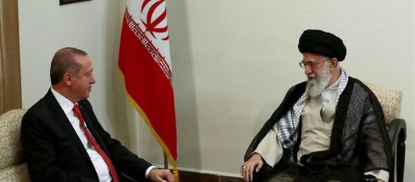 Cumhurbaşkanı Recep Tayyip Erdoğan ile İran Dini Lideri Ayetullah Ali Hamaney - Sputnik Türkiye