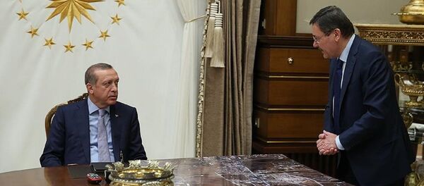 Cumhurbaşkanı Recep Tayyip Erdoğan ve Melih Gökçek - Sputnik Türkiye