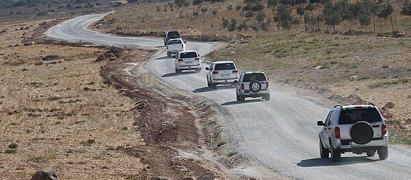 İdlib için sınıra çok sayıda komando ve zırhlı araç sevkiyatı - Sputnik Türkiye