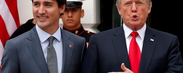 Kanada Başbakanı Justin Trudeau-ABD Başkanı Donald Trump - Sputnik Türkiye