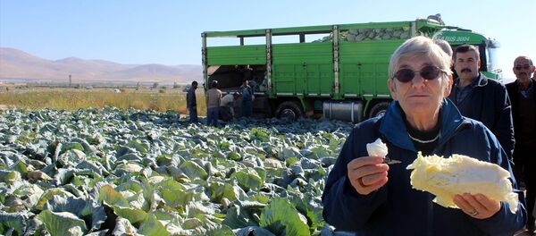 Canan Karatay - Sputnik Türkiye