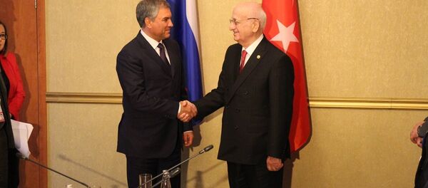 TBMM Başkanı İsmail Kahraman, Rusya Federasyonu Federal Meclisi Devlet Duması Başkanı Vyaçeslav Volodin ile görüştü - Sputnik Türkiye