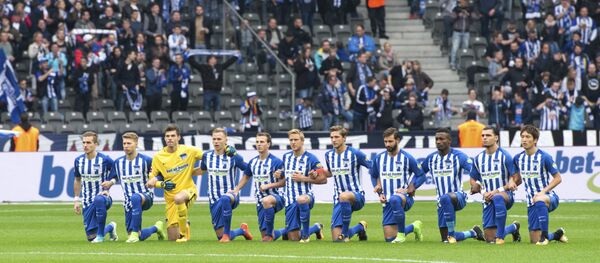 Hertha Berlin - Protesto - Sputnik Türkiye