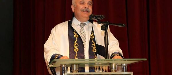Adıyaman Üniversitesi Rektörü Mustafa Talha Gönüllü Adıyaman Üniversitesi Rektörü Mustafa Talha Gönüllü - Sputnik Türkiye