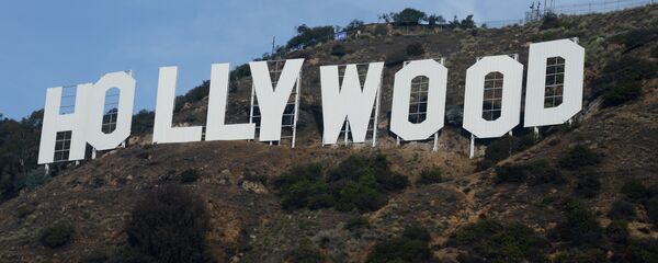 The freshly painted Hollywood sign - Sputnik Türkiye