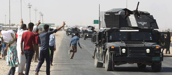 Irak Savunma Bakanlığı'na bağlı Savaş Medya Ağı'ndan yapılan yazılı açıklamada da Federal polis güçleri ve çevik kuvvet, Kerkük Hürriyet Havalimanı'nda kontrolü sağladı denildi. Irak Savunma Bakanlığı'na bağlı Savaş Medya Ağı'ndan yapılan yazılı açıklamada da Federal polis güçleri ve çevik kuvvet, Kerkük Hürriyet Havalimanı'nda kontrolü sağladı denildi. - Sputnik Türkiye