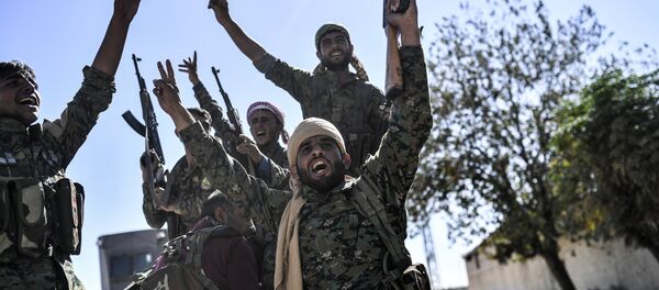 Demokratik Suriye Ordusu - Rakka - Sputnik Türkiye