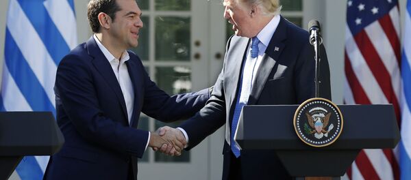 Yunanistan Başbakanı Aleksis Çipras ile ABD Başkanı Donald Trump - Sputnik Türkiye