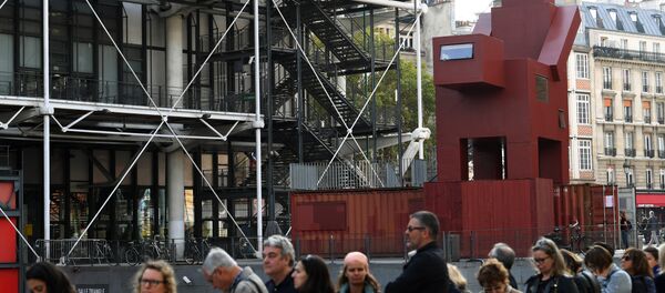 Louvre-Müstehcen-Bulunan-Heykel - Sputnik Türkiye