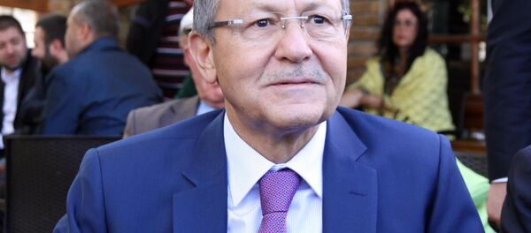 Ahmet Edip Uğur - Sputnik Türkiye