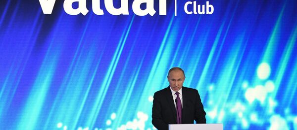 Rusya Devlet Başkanı Vladimir Putin- Valday Tartışma Kulübü - Sputnik Türkiye