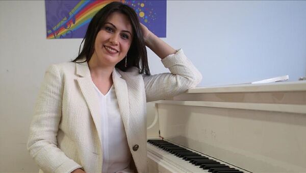 Piyano öğretmeni Elena Çekiç - Sputnik Türkiye