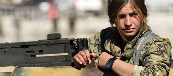 IŞİD'den geri alınan Rakka'da DSG'li kadın savaşçılar - Sputnik Türkiye