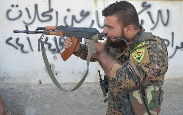 YPG savaşçıları - Sputnik Türkiye