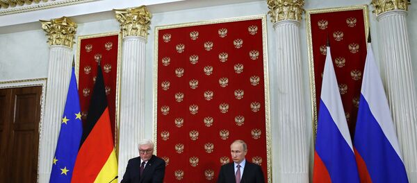 Vladimir Putin ve Frank Walter Steinmeier Vladimir Putin ve Frank Walter Steinmeier - Sputnik Türkiye