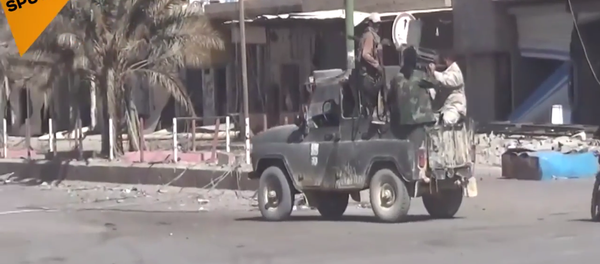 IŞİD'den kurtarılan Mayadin'den görüntüler - Sputnik Türkiye