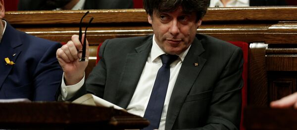 Katalonya Özerk Yönetimi Başkanı Carles Puigdemont - Sputnik Türkiye