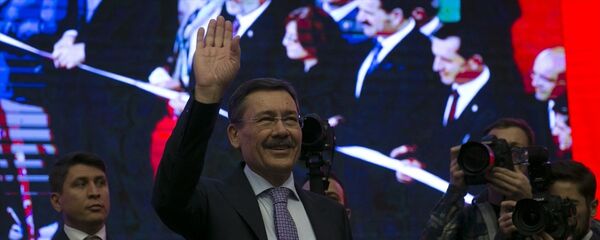 Melih Gökçek - Sputnik Türkiye