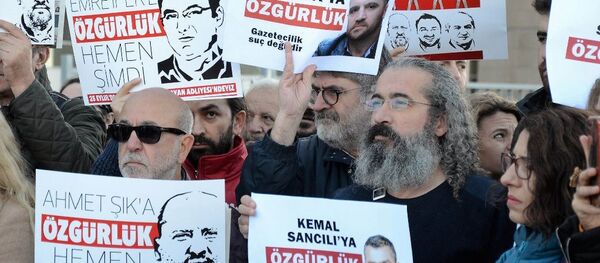 Özgür Gündem ve Cumhuriyet davaları Özgür Gündem ve Cumhuriyet davaları - Sputnik Türkiye