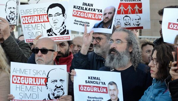 Özgür Gündem ve Cumhuriyet davaları - Sputnik Türkiye