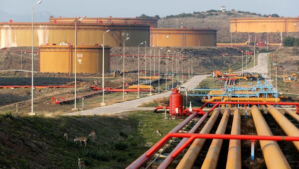 Adana'daki Ceyhan limanındaki petrol tankları - Sputnik Türkiye