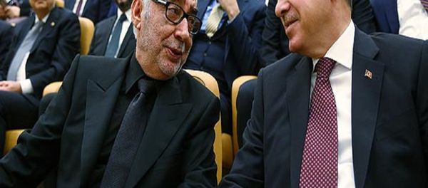 Şener Şen - Sputnik Türkiye