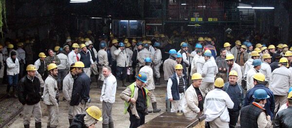 Zonguldak'ta 'madenden çıkmama eylemi' - Sputnik Türkiye