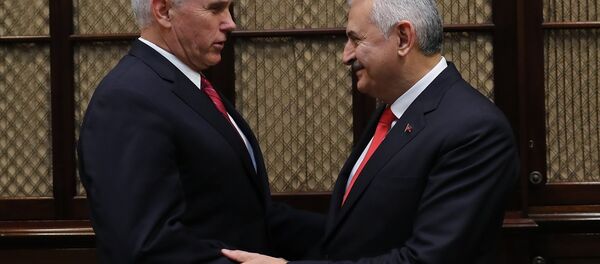 Başbakan Binali Yıldırım-ABD Başkan Yardımcısı Mike Pence görüşmesi Başbakan Binali Yıldırım-ABD Başkan Yardımcısı Mike Pence görüşmesi - Sputnik Türkiye