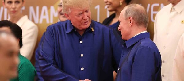 ABD Başkanı Donald Trump ve Rusya Devlet Başkanı Vladimir Putin - Sputnik Türkiye