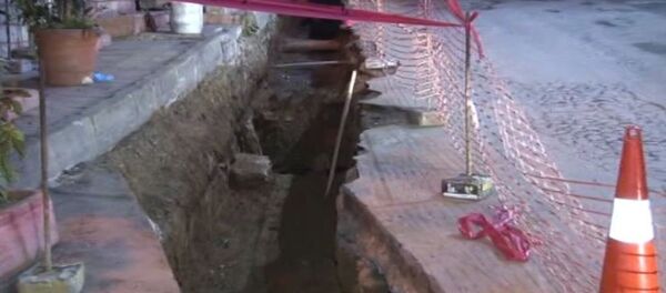 Şişli'de çalışma yapan BEDAŞ ekipleri insan kemikleri buldu - Sputnik Türkiye