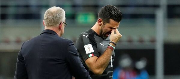 İtalya'nın kaptanı kaleci Gianluigi Buffon - Sputnik Türkiye