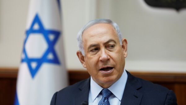 Israeli Prime Minister Benjamin Netanyahu attends the weekly cabinet meeting in Jerusalem September 10, 2017 - Sputnik Türkiye