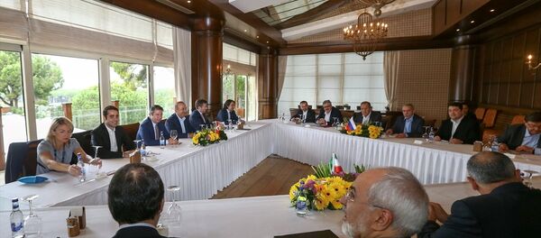 Antalya'daki Rusya- İran- Türkiye dışişleri bakanları toplantısı - Sputnik Türkiye