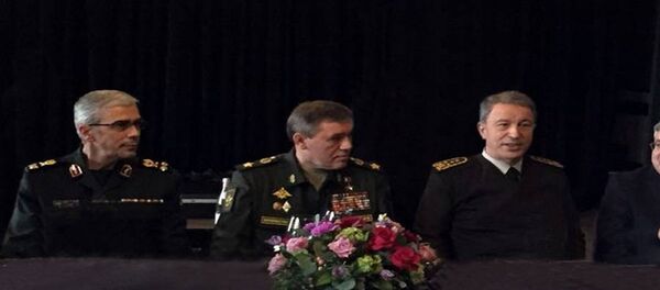 İran Genelkurmay Başkanı Muhammed Bakıri, Rusya Genelkurmay Başkanı Valeriy Gerasimov, Türkiye Genelkurmay Başkanı Hulusi Akar - Sputnik Türkiye