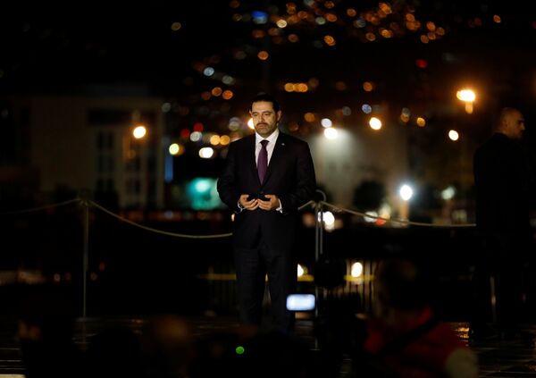 Lübnan'a dönen Saad Hariri, babası Refik Hariri'nin Beyrut'taki mezarını ziyaret etti - Sputnik Türkiye