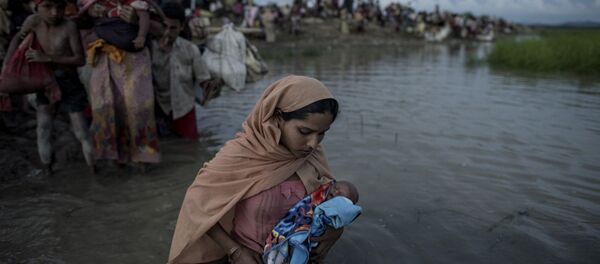 Arakan Müslümanları kaçıyor - Sputnik Türkiye