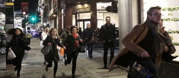 Londra metro panik - Sputnik Türkiye