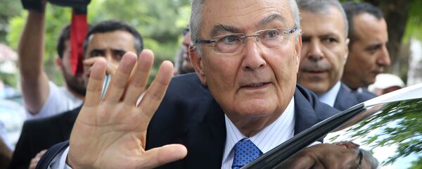 Deniz Baykal - Sputnik Türkiye