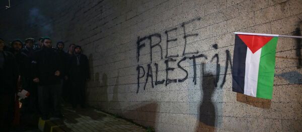 Trump'ın Kudüs kararına İstanbul Konsolosluğu önünde protesto - Sputnik Türkiye