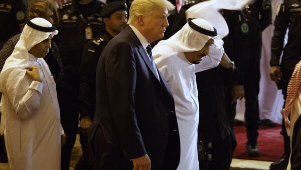 Suudi Arabistan Kralı Selman ve ABD Başkanı Donald Trump - Sputnik Türkiye
