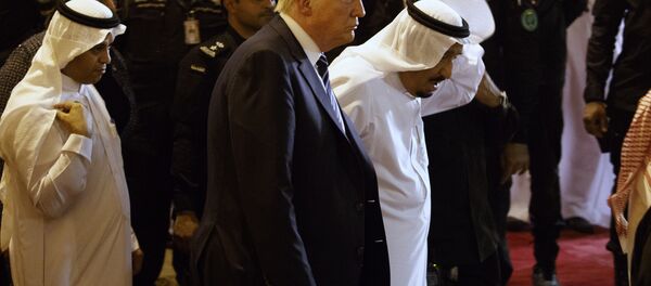 Suudi Arabistan Kralı Selman ve ABD Başkanı Donald Trump - Sputnik Türkiye
