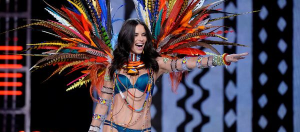 Adriana Lima - Sputnik Türkiye